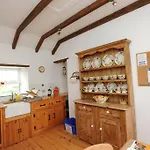 Red Stonecutters Cottage, Doolin * Carrowauff
