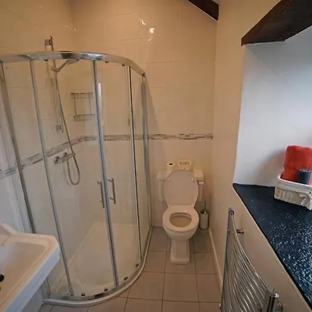 Red Stonecutters Cottage, Doolin *