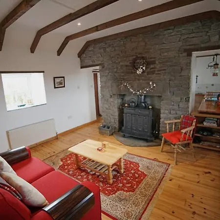 Dom wakacyjny Red Stonecutters Cottage, Doolin